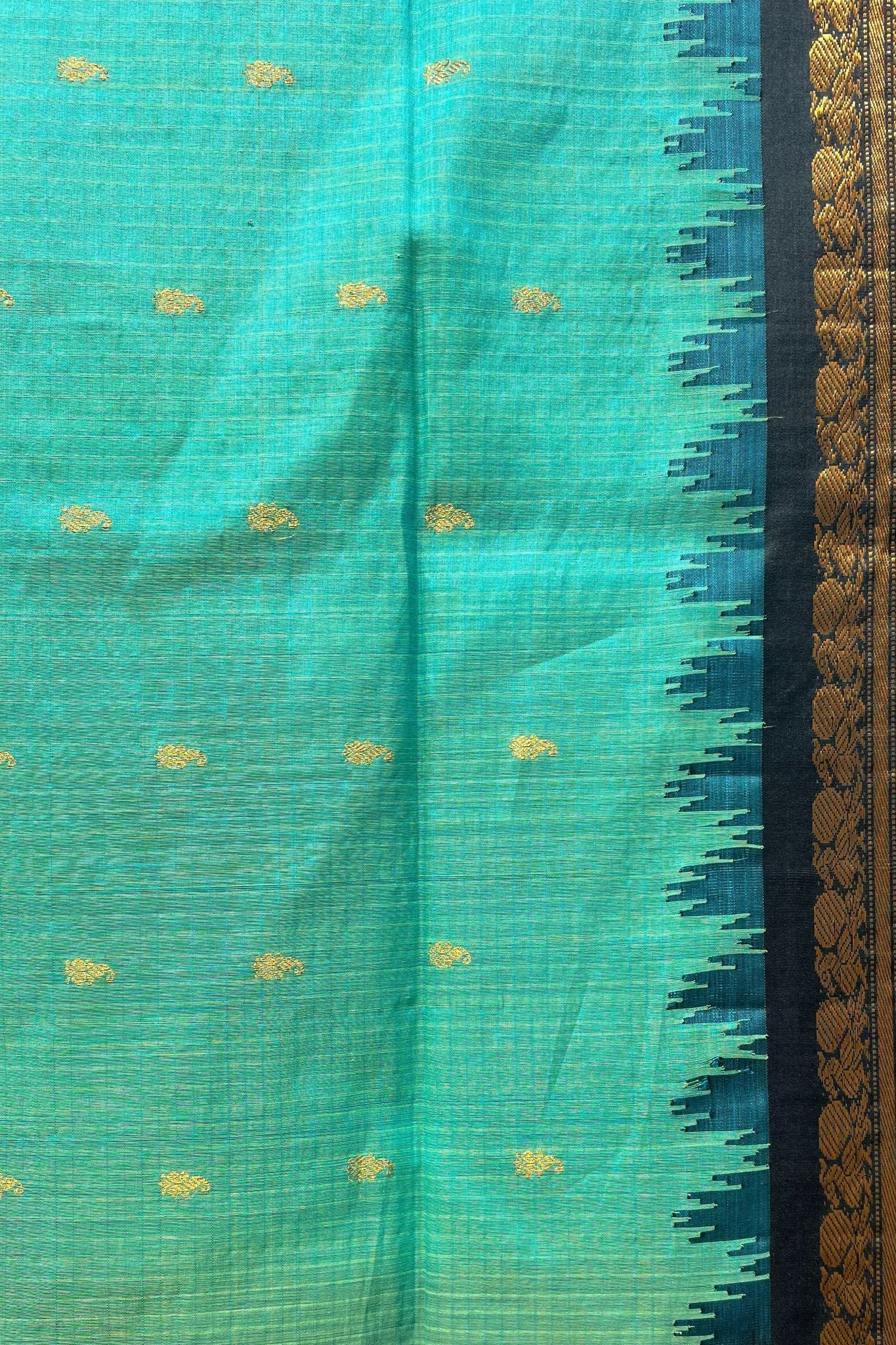 Elegant Sico Gadwal Handloom Saree – Green & Black with Zari Work