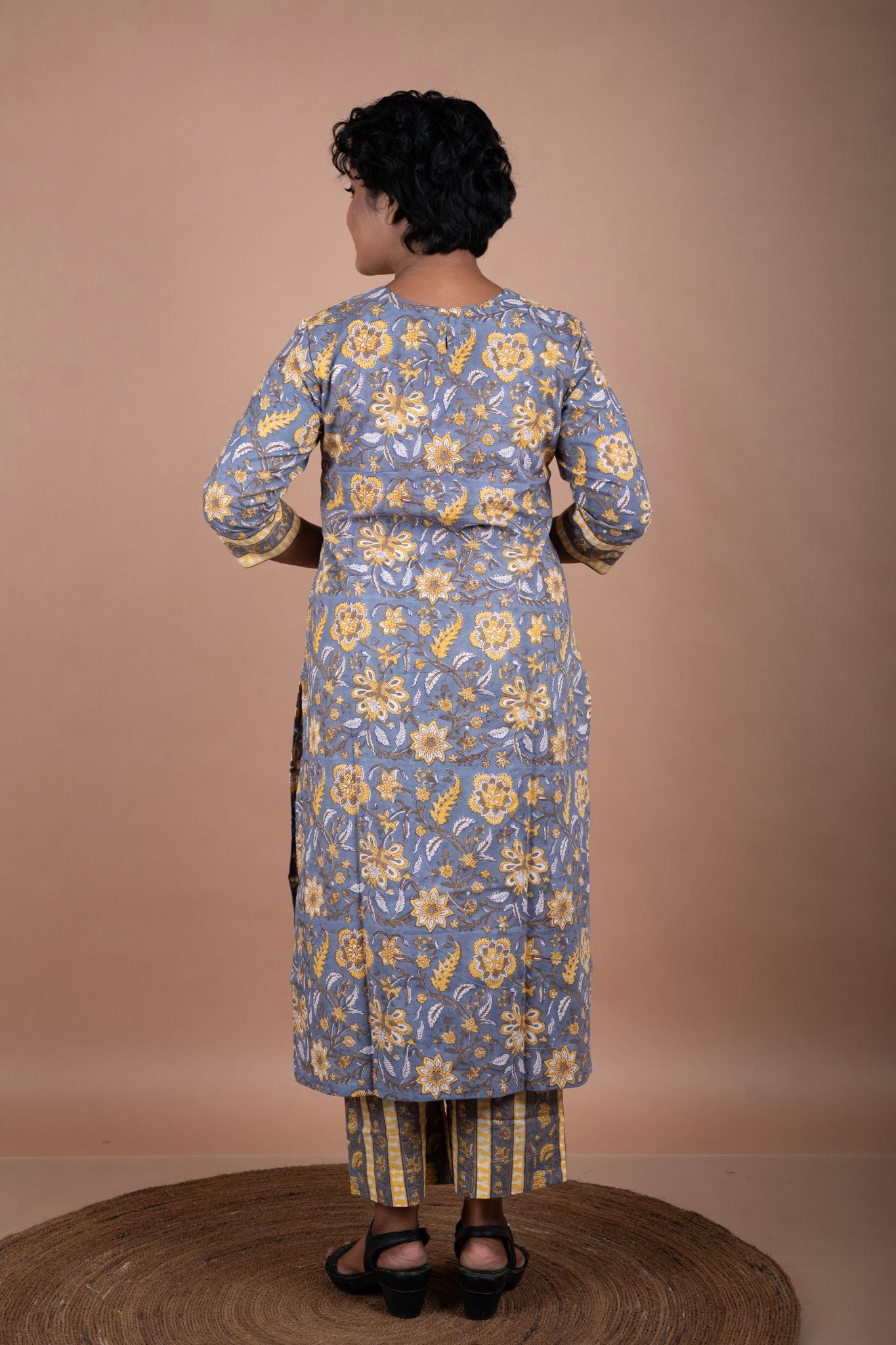 Grey & Yellow Floral Block Printed Kurta & Pant Set