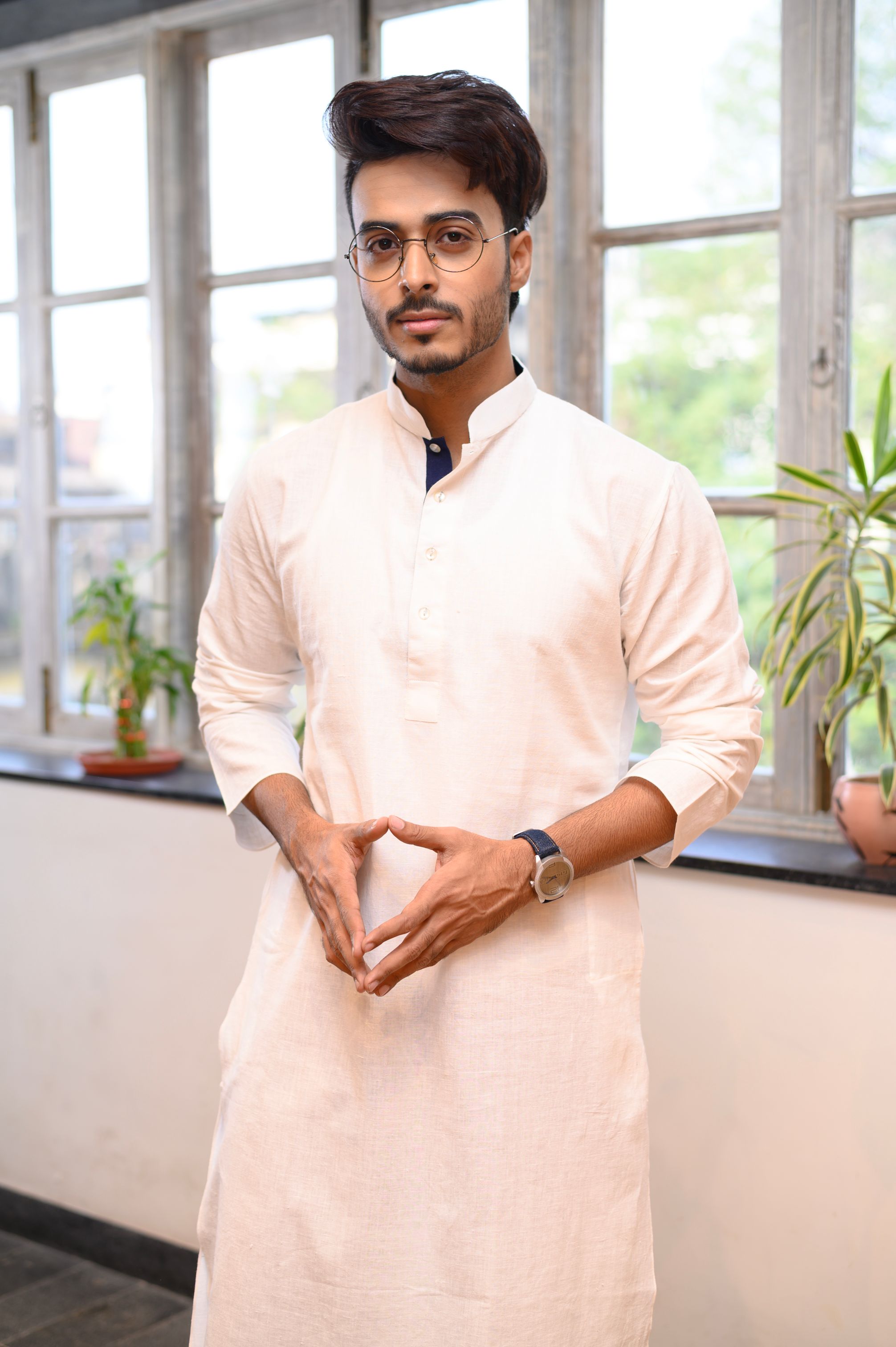 White Cotton Long Kurta - NamegStore