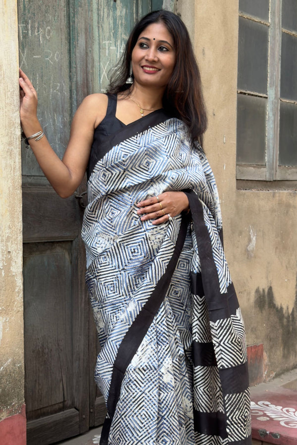 Handwoven Mulberry Silk Batik Saree with Geometric Pattern